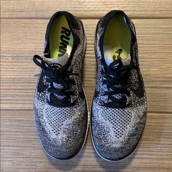 Nike Shoes - Nike Free Run Nike Shoes - Nike Free Run